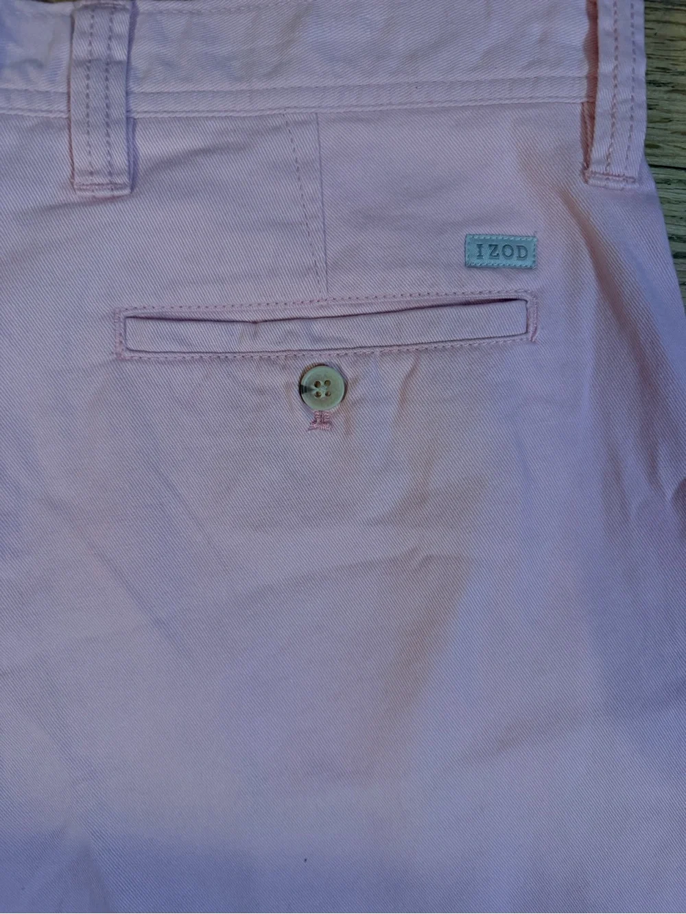 NWT IZOD Saltwater Pink Chino Shorts Men’s 34 Preppy Country Club